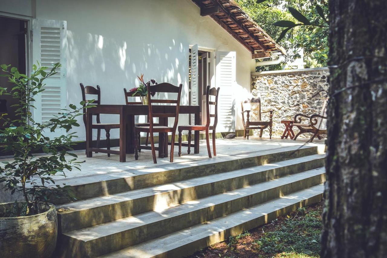 Templeberg Bed & Breakfast Walahanduwa Exterior photo