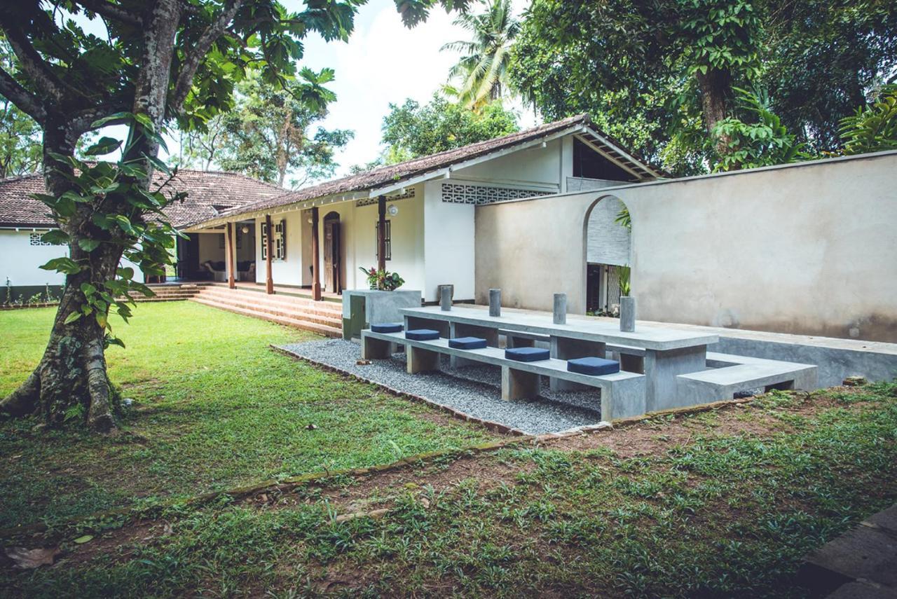 Templeberg Bed & Breakfast Walahanduwa Exterior photo